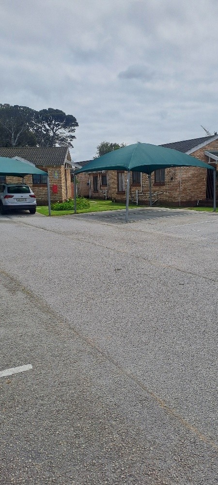 To Let 2 Bedroom Property for Rent in Greenshields Park Eastern Cape